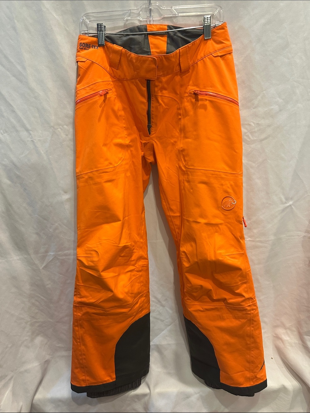 Mammut Swiss technology Gore-Tex soft shell ski/snowboard pants women size 8, EU